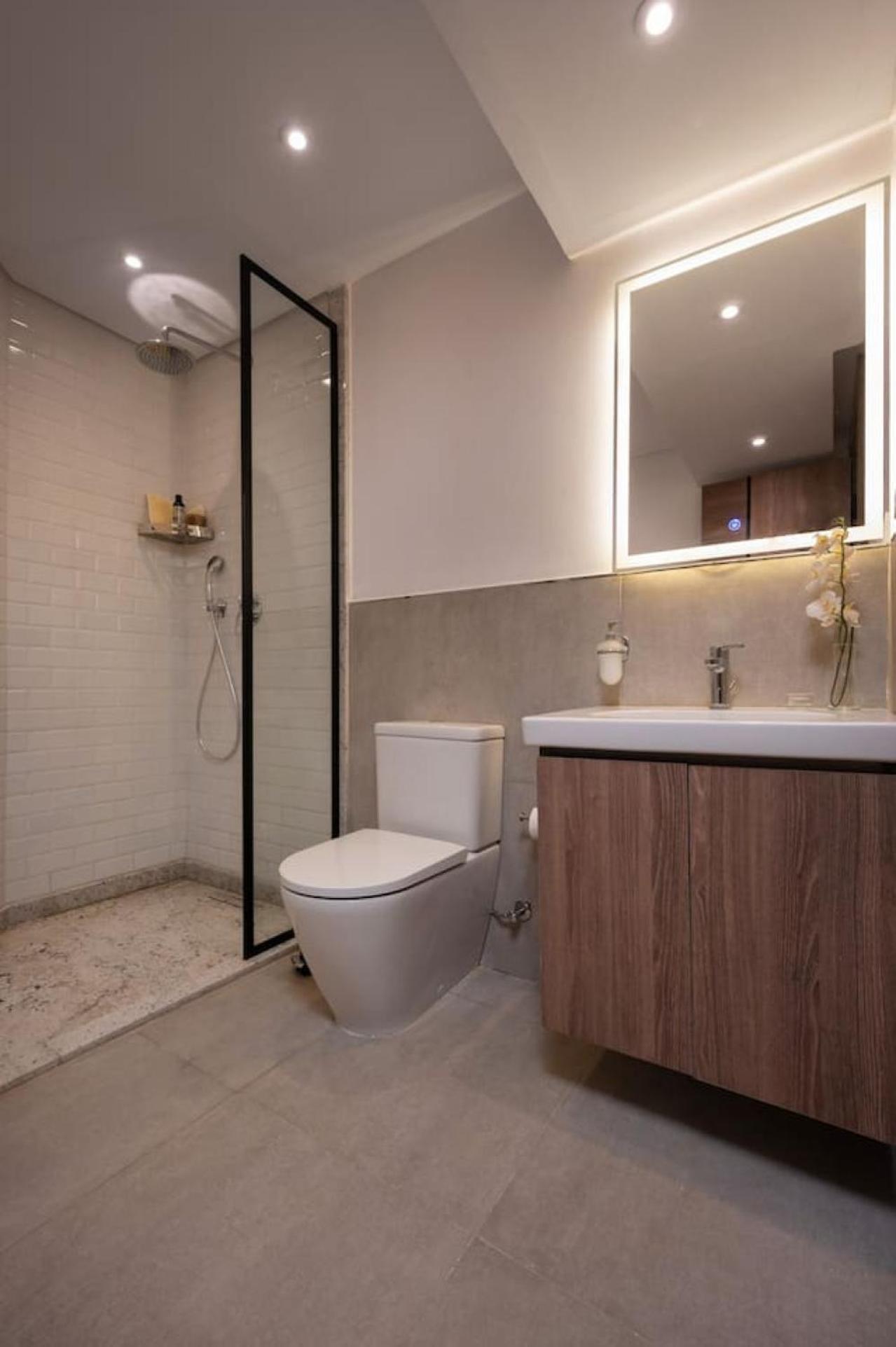Elevens By Spacey - In Maadi * Cairo
